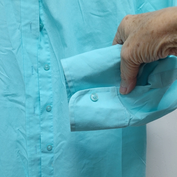 Lady Hathaway Button Down Shirt - Picture 3 of 4